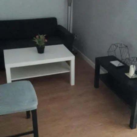Apartamento 3 Dormitorios En Sanchez Preciados Madrid Exterior photo