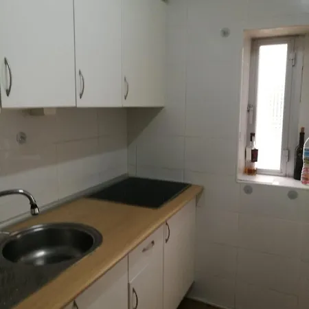 Apartamento 3 Dormitorios En Sanchez Preciados Madrid Exterior photo